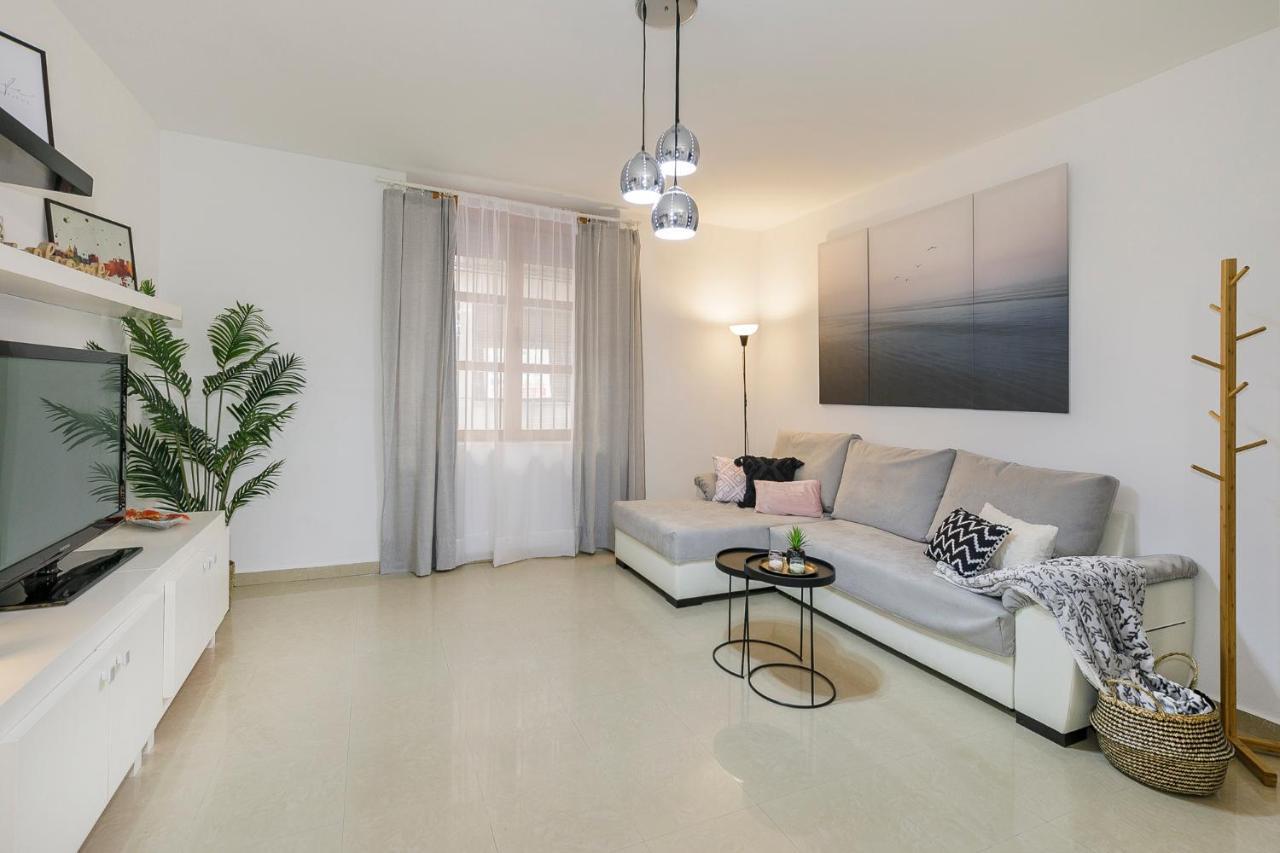 Apartamento Para Vivir Granada Con Parking — Fotos 1